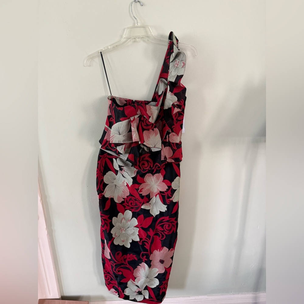 One-Shoulder Floral Midi Dress in Black and Pink